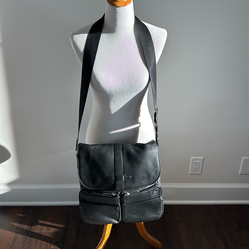 Bosca Pebbled Leather crossbody bag